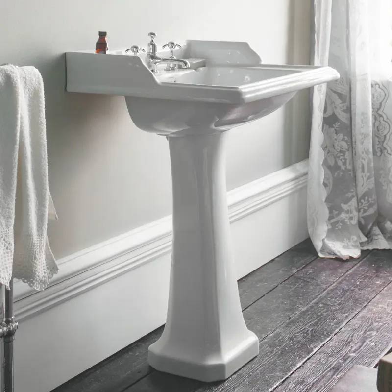 Burlington Classic servant 65x57.5 cm inkl.søyle i hvit
