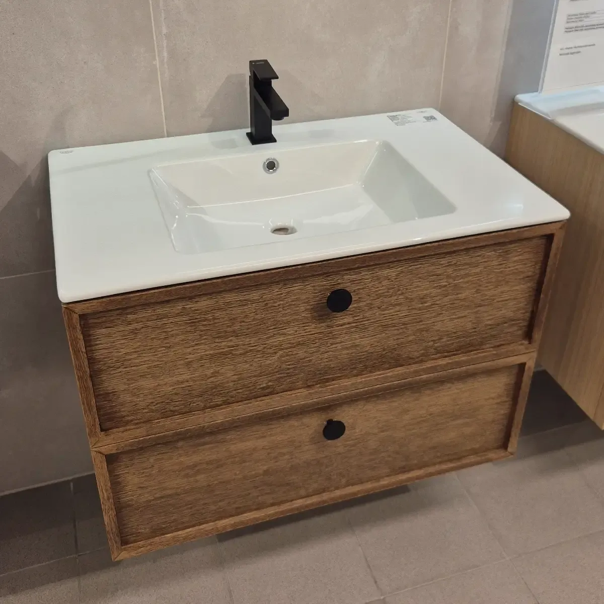 Quadro Bad Nordic Wood 80-100 cm Servantskap - med Servant