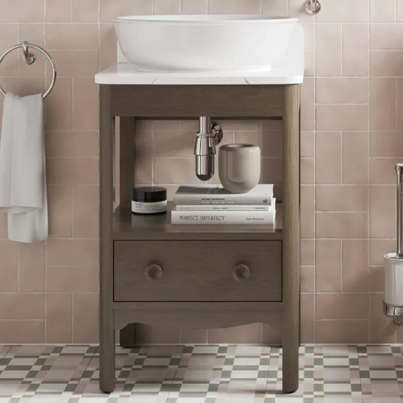 Burlington Guild Servantskap 58 cm med Carrara Benkeplate