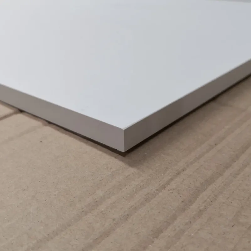 OUTLET: Scala Bad Ponza Slim benkeplate 61x39 cm matt hvit