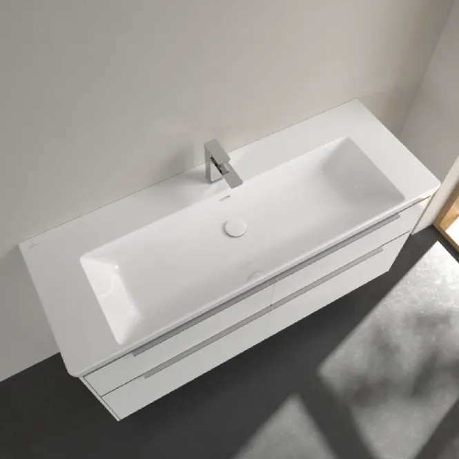 Hovedbilde Villeroy & Boch Subway 3.0 enkel møbelservant 130 cm med kranhull