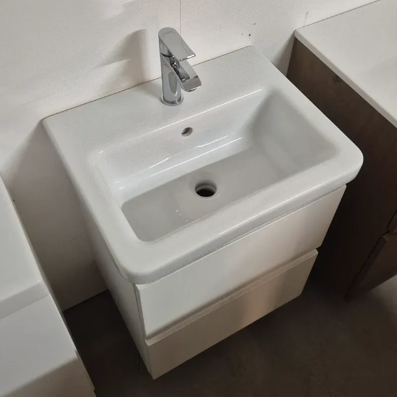 OUTLET: Quadro Bad City 50 cm Baderomsmøbel Matt Hvit - Utstilling